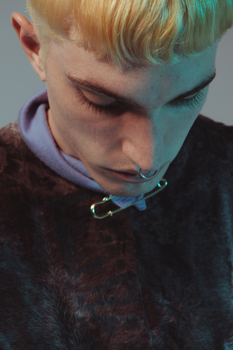 Blonde on blonde_11