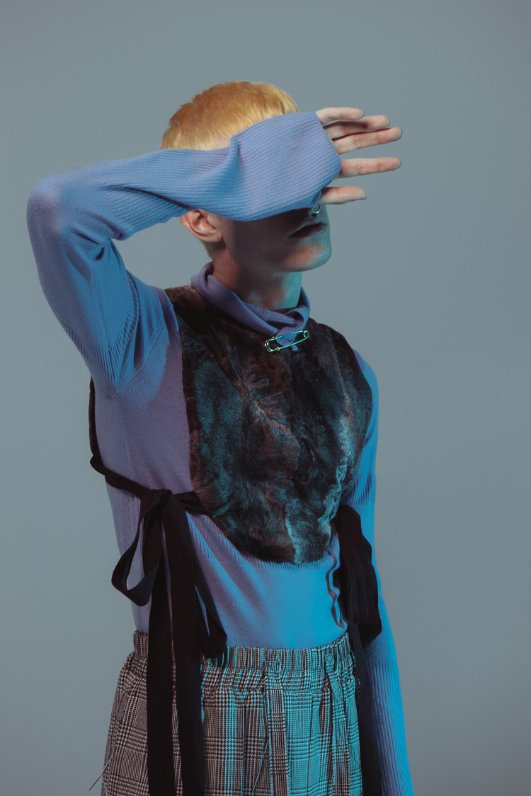 Blonde on blonde_13