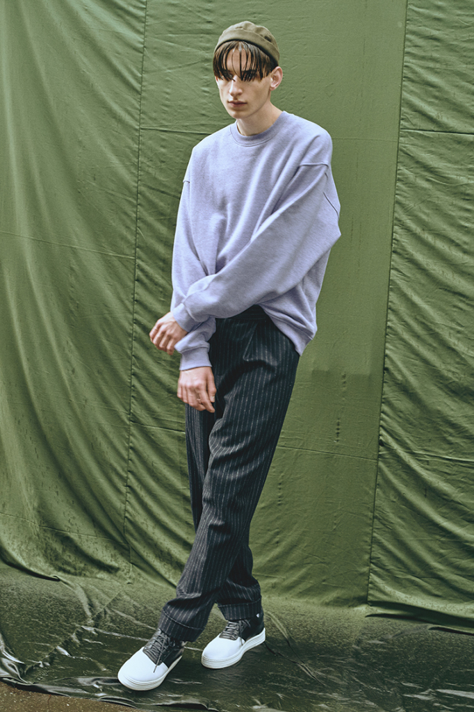 HAT- ASOS JUMPER- WEEKDAY (PRAG PR) SLACKS- RICHERT BEIL (BLACKBIRD BERLIN) SNEAKERS- FILLING PIECES (PRAG PR)